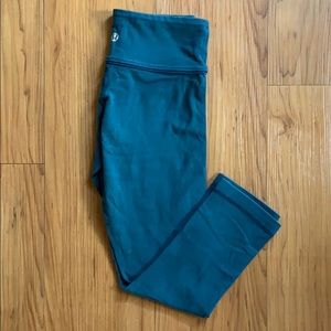 (Lululemon) Teal crop yoga pants